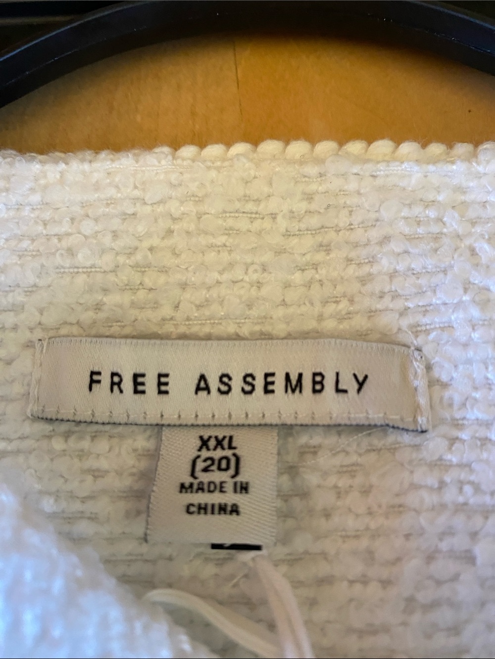 Free Assembly Elegant White Bouclé Button-Front Jacket - Picture 2 of 10
